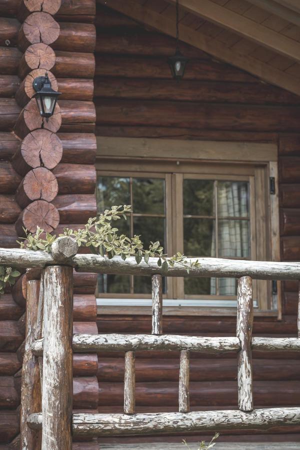 สเฟนดามอส วูเดน วิลเลจ Hotel Naousa  ภายนอก รูปภาพ