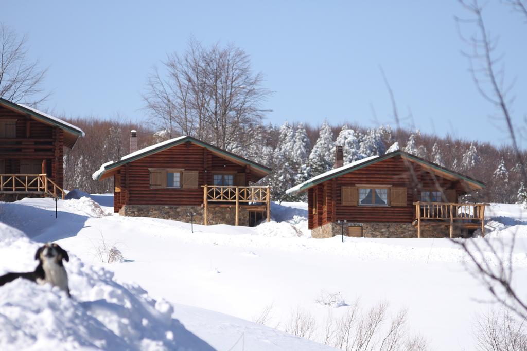 สเฟนดามอส วูเดน วิลเลจ Hotel Naousa  ภายนอก รูปภาพ